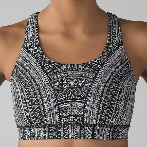 lululemon athletica Other - Lululemon Energy Sports Bra Nulux Entwined Black 6